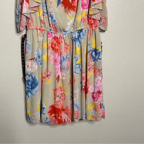 MARGO & Sebastian Tan Spring Floral Flowy Dress Size Medium - Picture 7 of 8